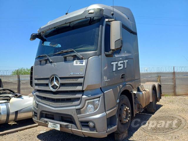2023 MERCEDES BENZ ACTROS 