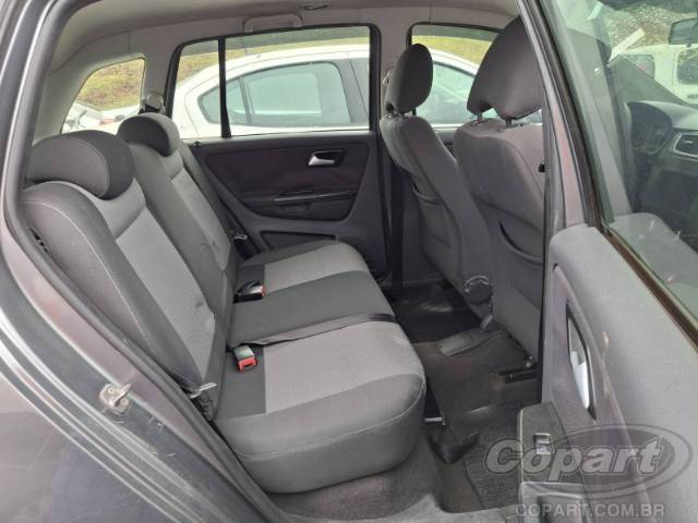2011 VOLKSWAGEN SPACEFOX 