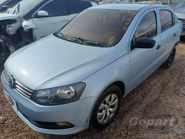 2015 VOLKSWAGEN VOYAGE 