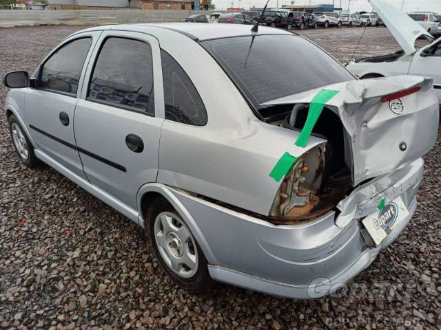 2003 CHEVROLET CORSA SEDAN 