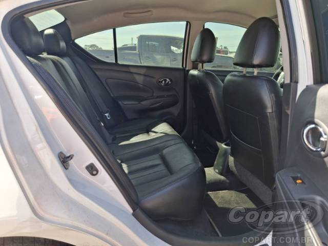 2017 NISSAN VERSA 