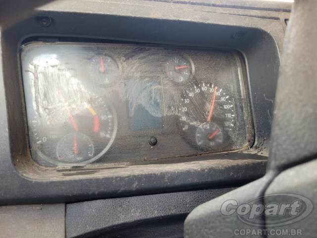 2013 VOLKSWAGEN CONSTELLATION 