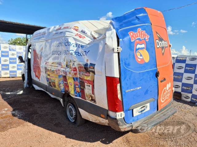 2025 MERCEDES BENZ SPRINTER 