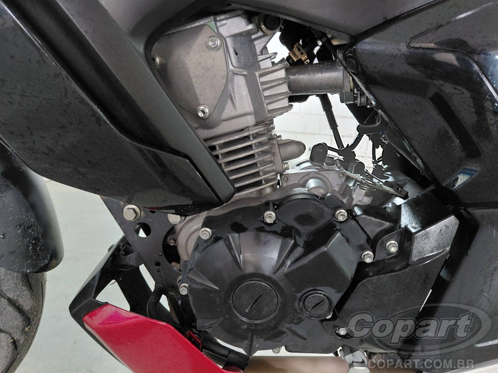 Foto 6 de 10: 2025 YAMAHA FZ15