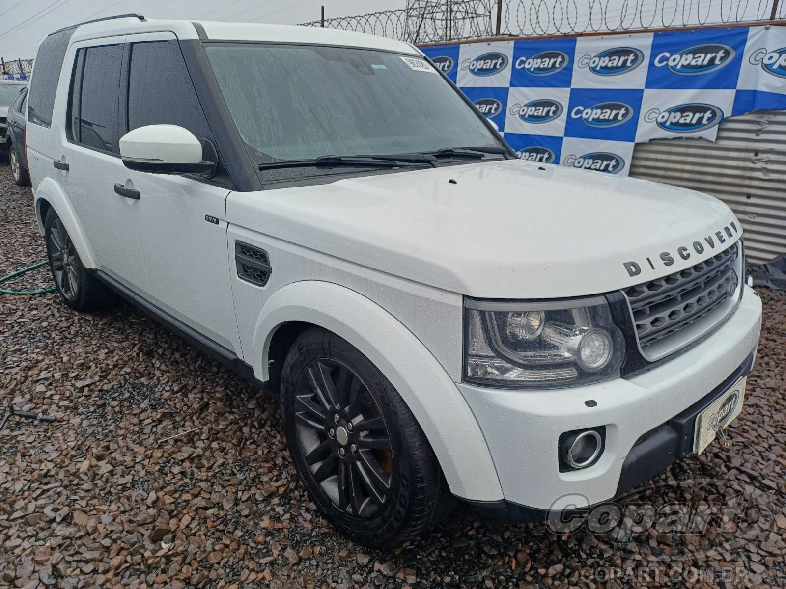 Veículo Land Rover Discovery LAND ROVER DISCOVERY SE 3.0 V6 BiTurbo 2014 2014 em leilão