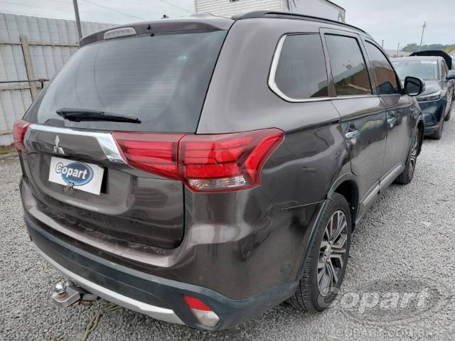 2016 MITSUBISHI OUTLANDER 