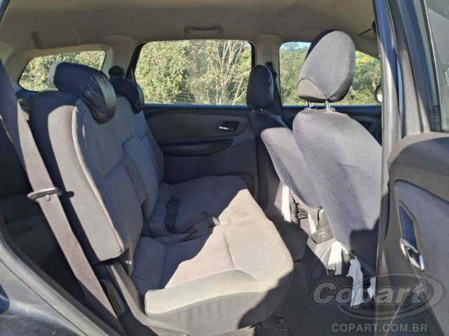 2016 CHEVROLET SPIN 