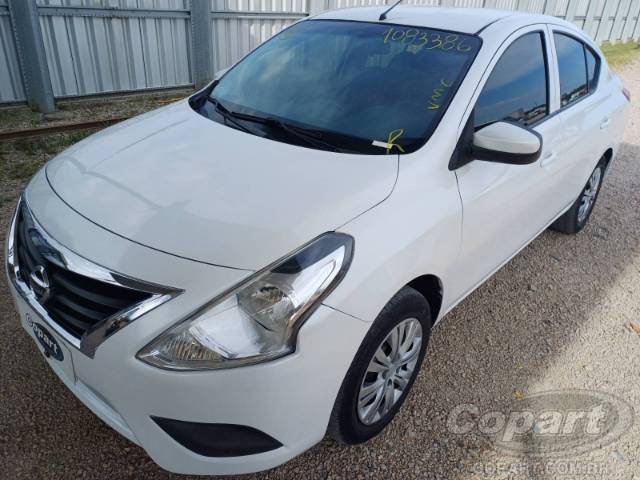2017 NISSAN VERSA 