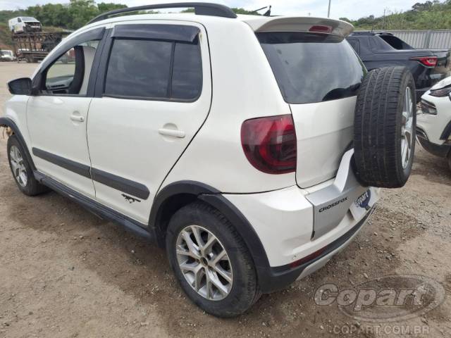 2014 VOLKSWAGEN FOX 