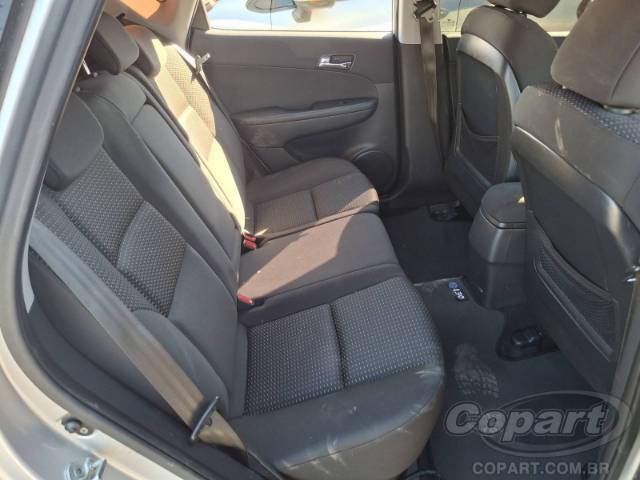 2012 HYUNDAI I30 