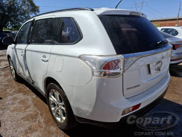 2014 MITSUBISHI OUTLANDER 