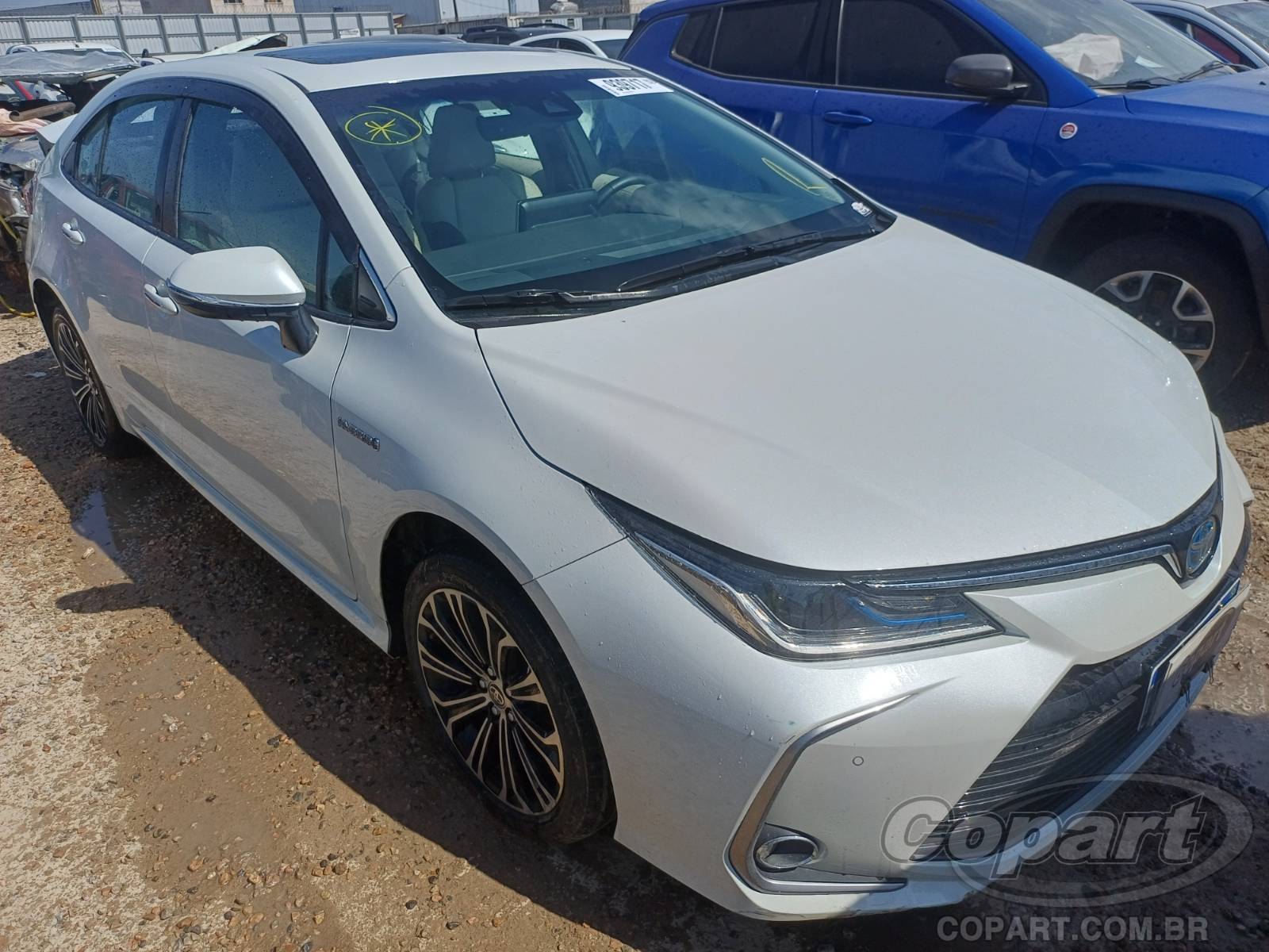 Veículo Toyota Corolla Toyota Corolla Altis Hybrid Premium Pack 2023 Médio Dano 2023 em leilão
