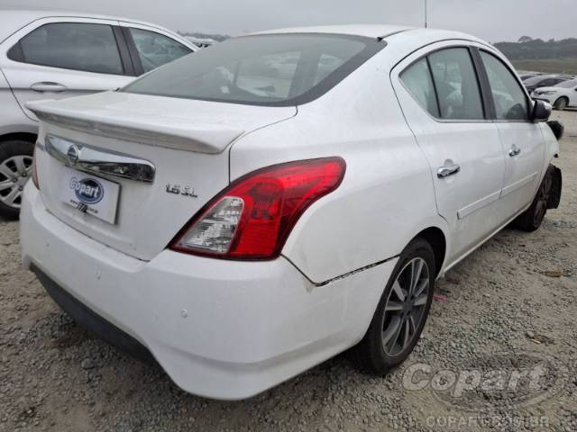 2019 NISSAN VERSA 
