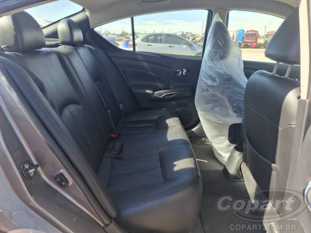2017 NISSAN VERSA 