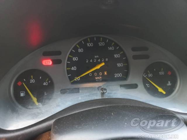 1999 CHEVROLET CORSA SEDAN 