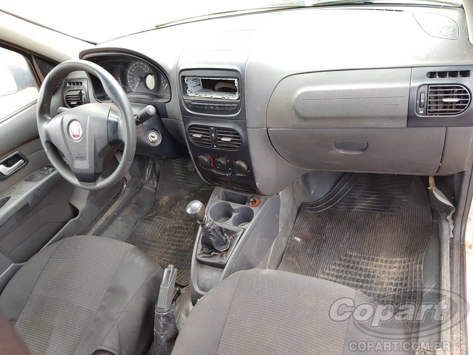 Foto 9 de 10: 2015 FIAT STRADA