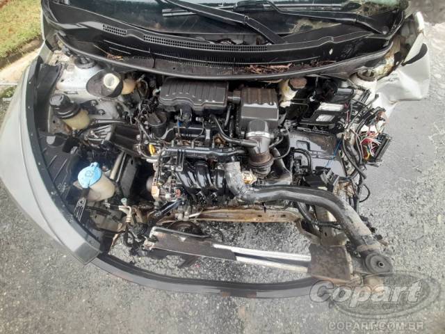 2015 HYUNDAI HB20 