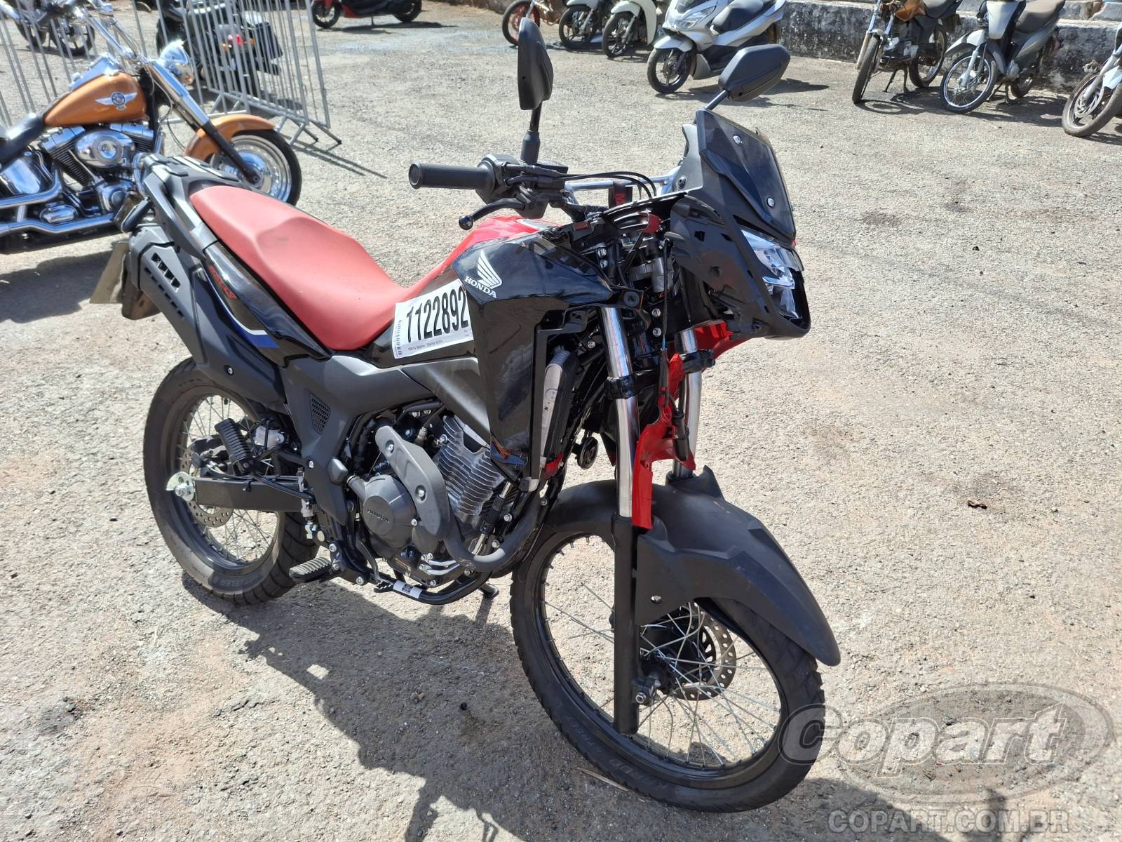 Honda XRE Sahara 300 2026