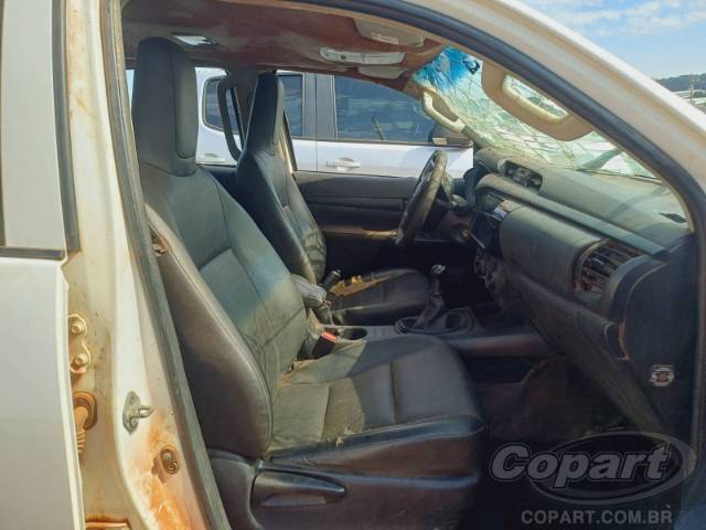 2024 TOYOTA HILUX CD 