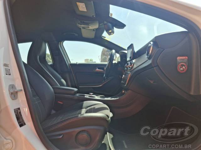 2016 MERCEDES BENZ GLA 