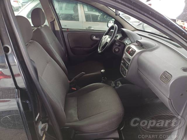 2011 CHEVROLET CORSA SEDAN 