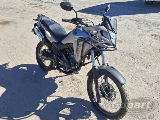2025 HONDA XRE SAHARA 300 