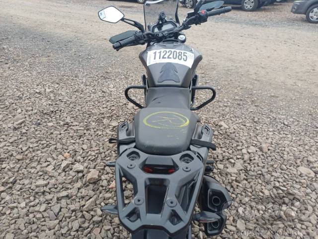 2025 BAJAJ DOMINAR 