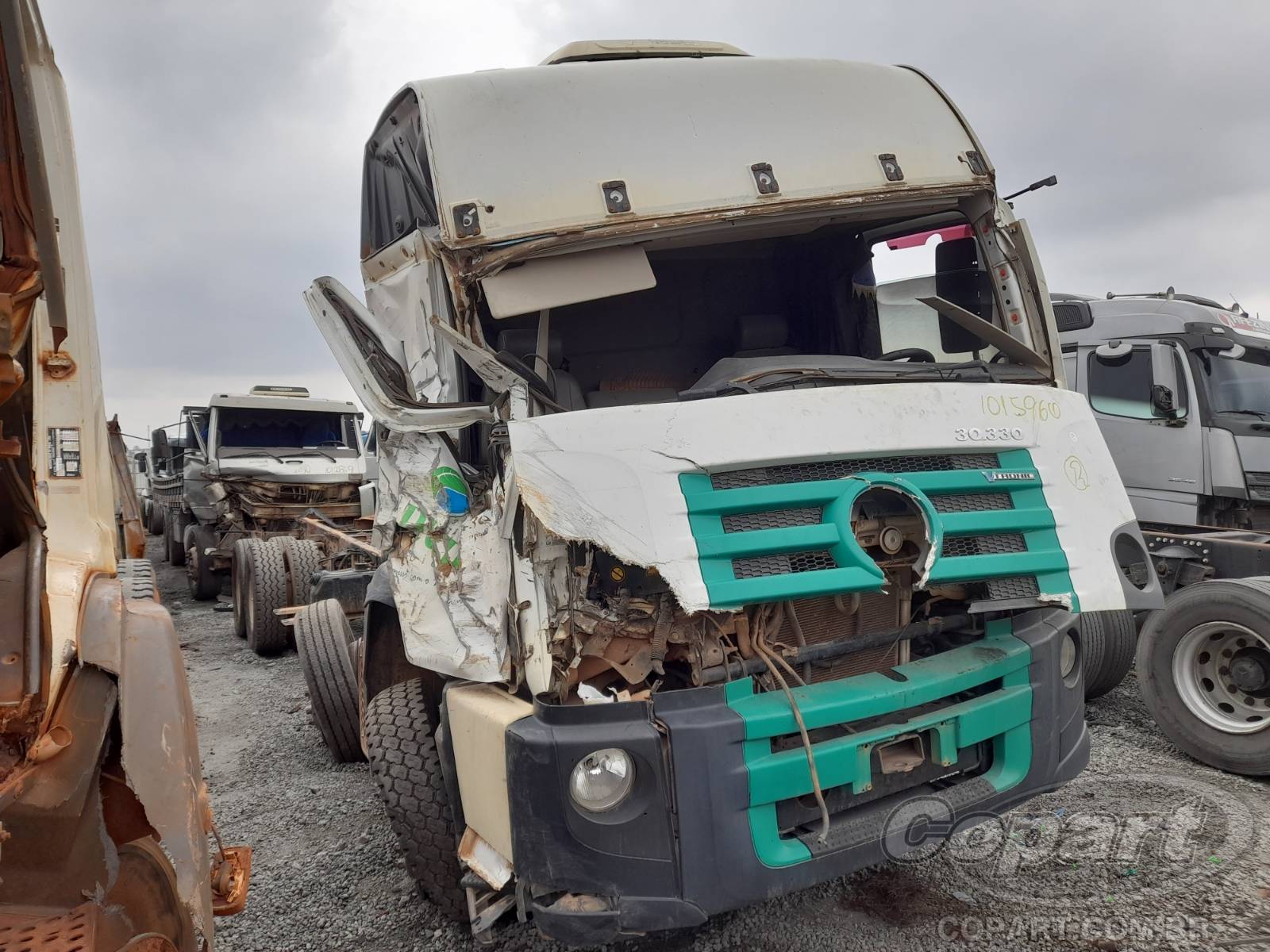 2018 VOLKSWAGEN CONSTELLATION