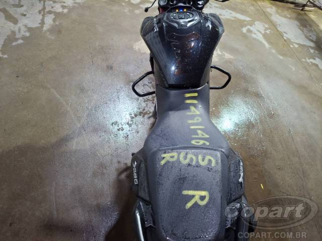 2025 BAJAJ DOMINAR 