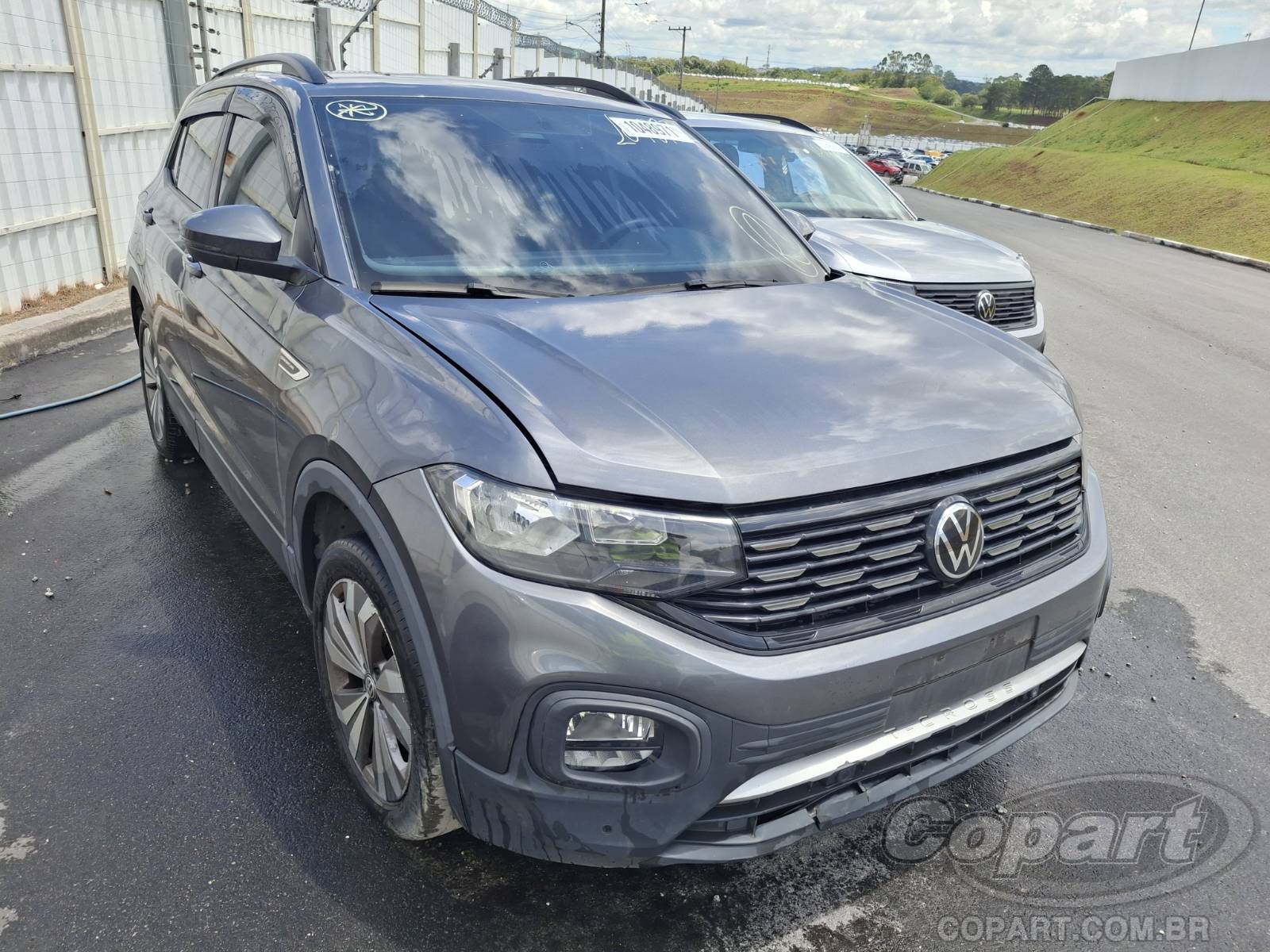 Veículo VW - VolksWagen T-Cross VOLKSWAGEN T-CROSS Comfortline 200 AT 1.0 12V TSI Turbo 2023 2023 em leilão