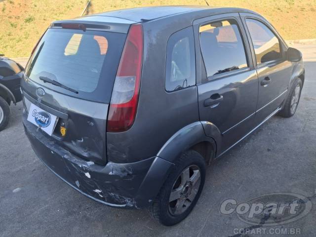 2004 FORD FIESTA 