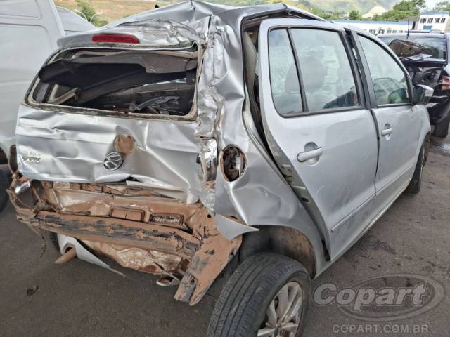 2014 VOLKSWAGEN FOX 