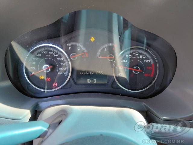 2016 FIAT GRAND SIENA 