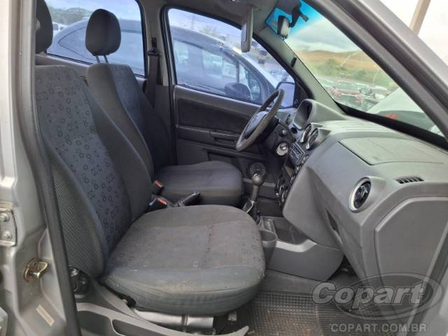 2004 FORD ECOSPORT 