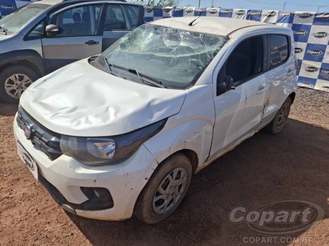 2017 FIAT MOBI 