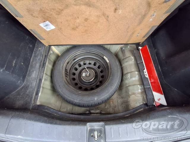 2010 HONDA FIT 