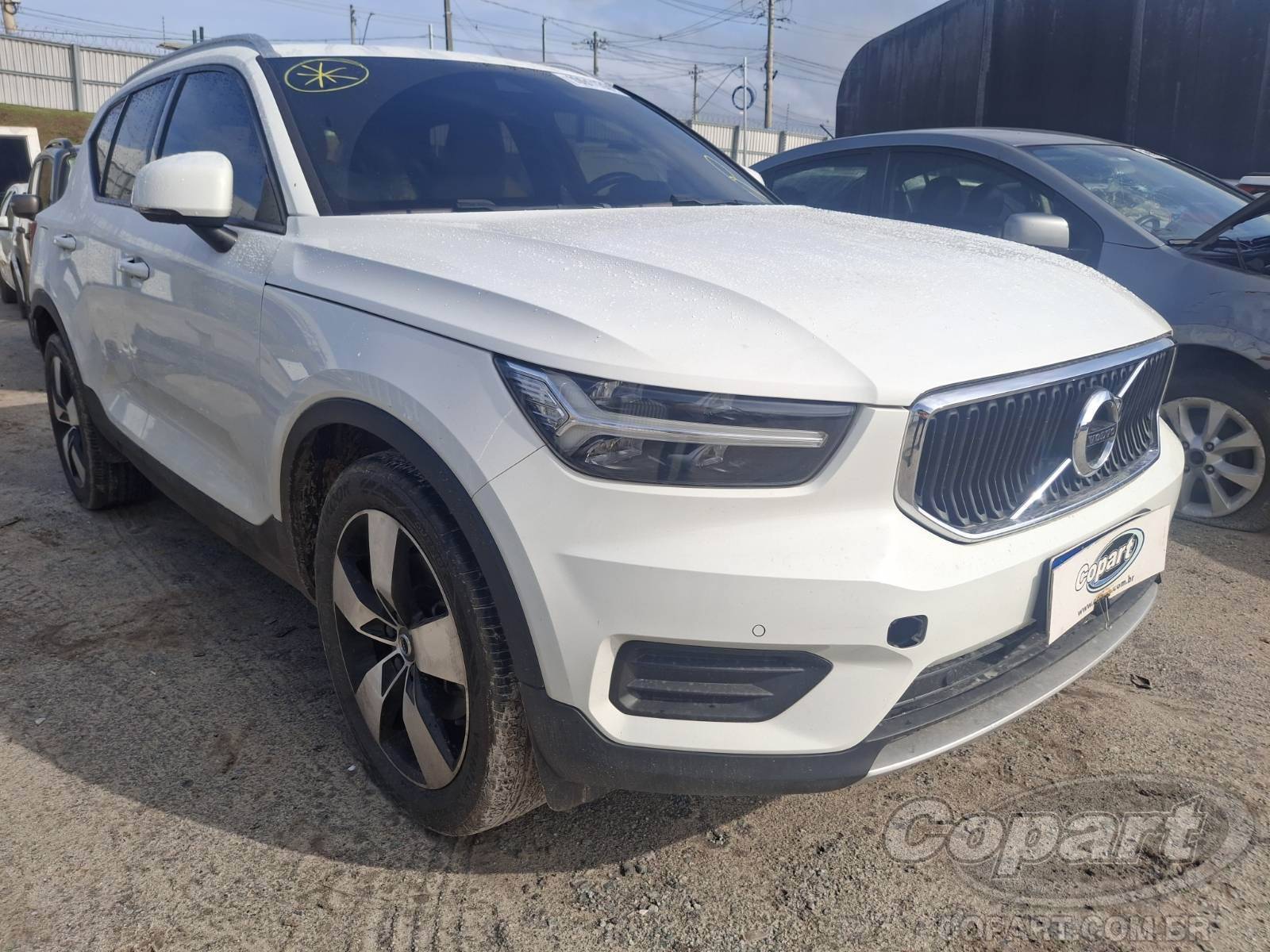 Veículo Volvo XC40 Volvo XC40 T4 Momentum 2.0 Drive-e Turbo 2020 2020 em leilão