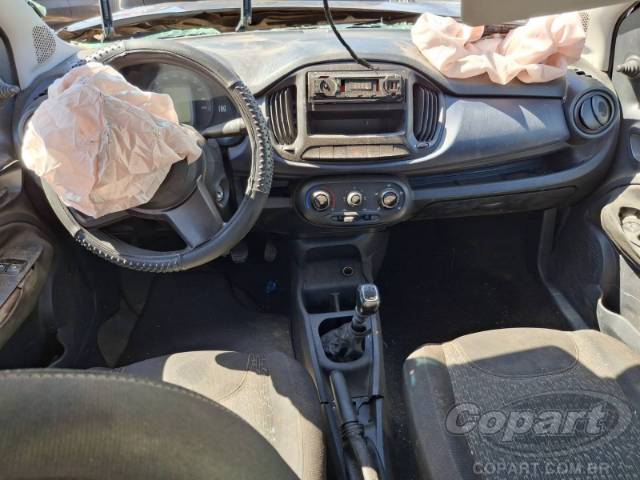 2021 FIAT UNO 