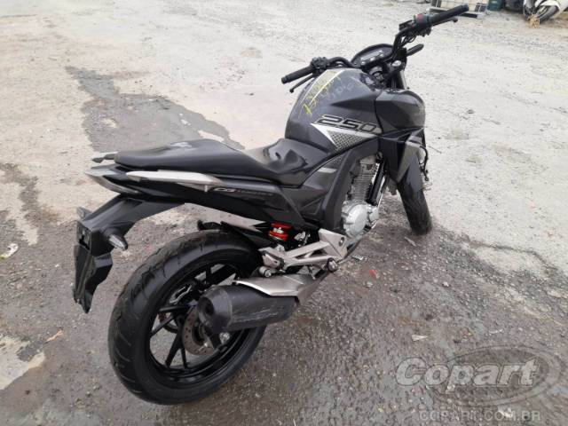 2022 HONDA CB 250 F 