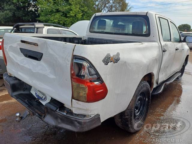 2022 TOYOTA HILUX CD 