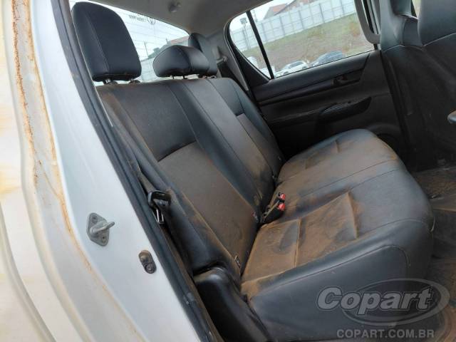 2023 TOYOTA HILUX CD 