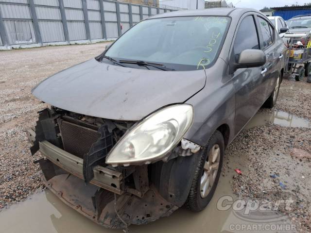 2013 NISSAN VERSA 