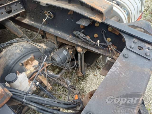 2013 MERCEDES BENZ AXOR 