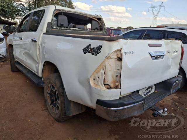 2024 TOYOTA HILUX CD 