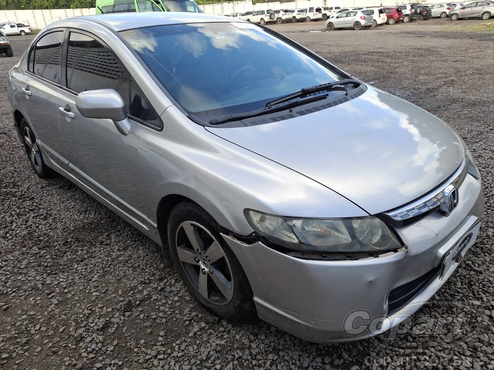 Honda Civic LX 1.8 16V 2007 Danificado