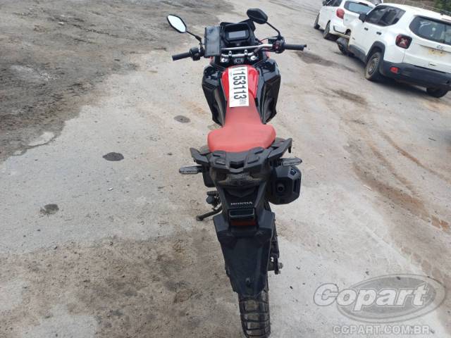 2025 HONDA XRE SAHARA 300 