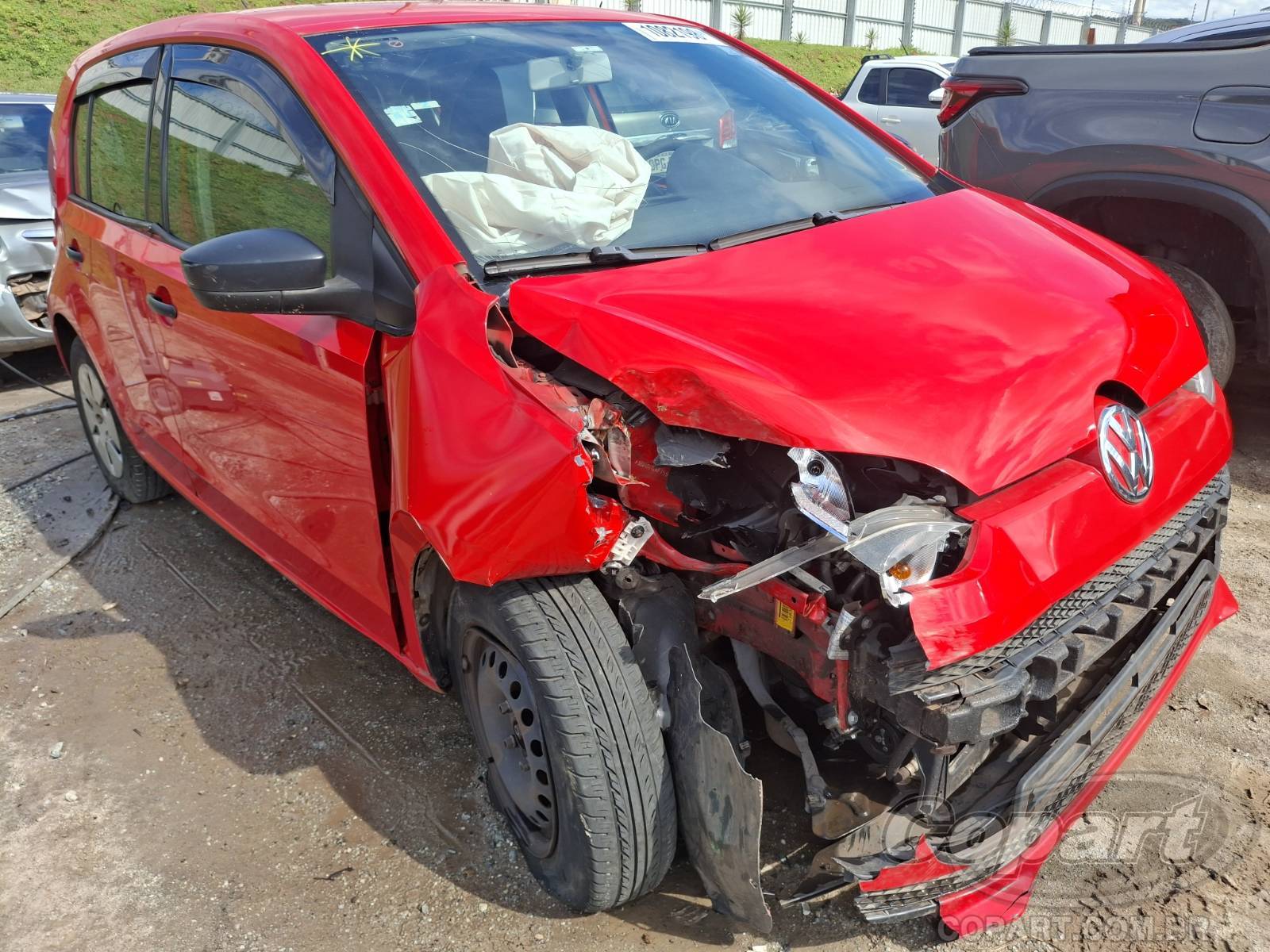 Veículo VW - VolksWagen Volkswagen VOLKSWAGEN UP 2015 em leilão