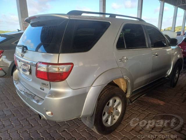 2010 TOYOTA HILUX SW4 