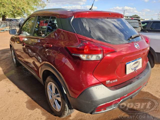 2019 NISSAN KICKS 