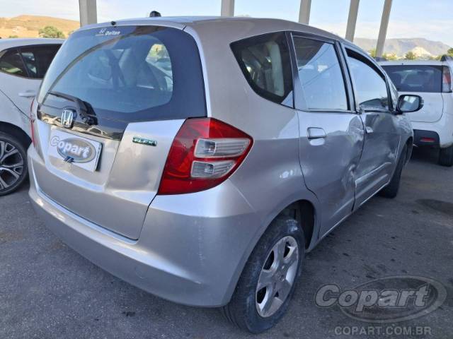2010 HONDA FIT 